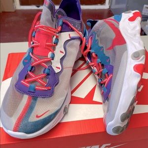 Nike React Element 87